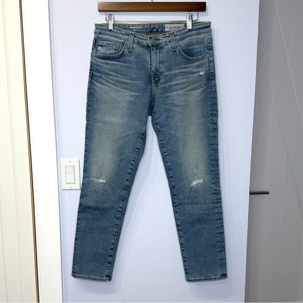 AG Prima Crop Cigarette women’s jeans. Size 29. Slightly distressed. Like New!